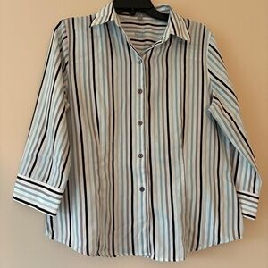 Foxcroft Wrinkle Free Striped Button Down Shirt Women’s 10 Fitted 3/4 Sleeve